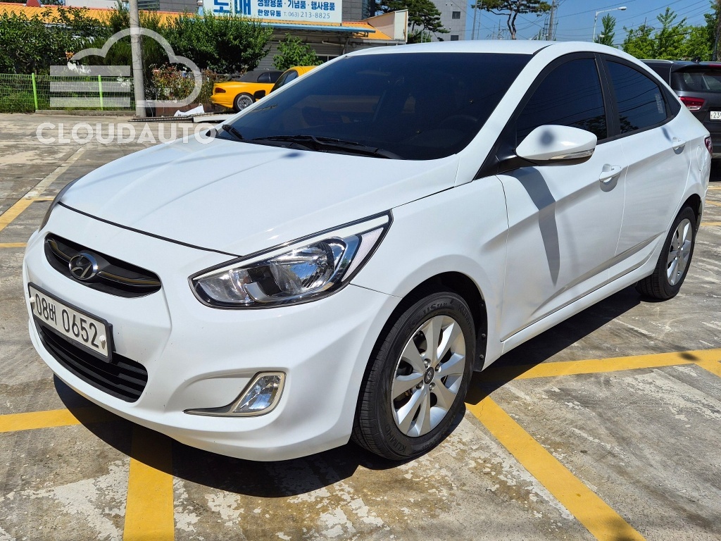 2016 Hyundai Accent 1.4 VVT Modern - Image 2