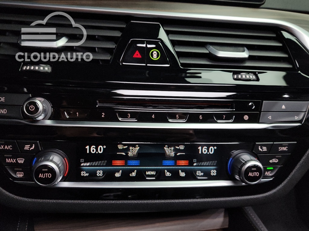 2018 BMW 5 Series 530i xDrive M Sports Plus - Image 15