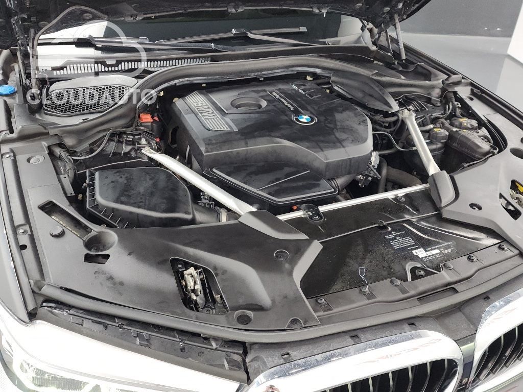 2018 BMW 5 Series 530i xDrive M Sports Plus - Image 6