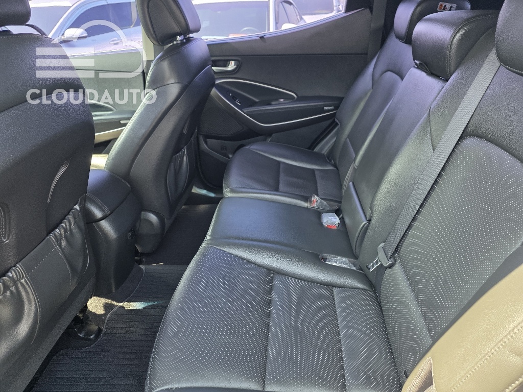 2016 Hyundai Santa Fe Diesel 2.0 2WD - Image 19
