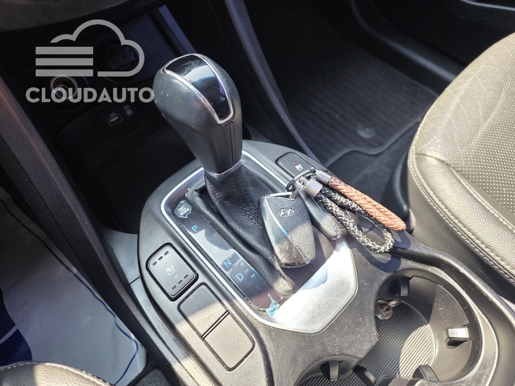 2016 Hyundai Santa Fe Diesel 2.0 2WD - Image 9