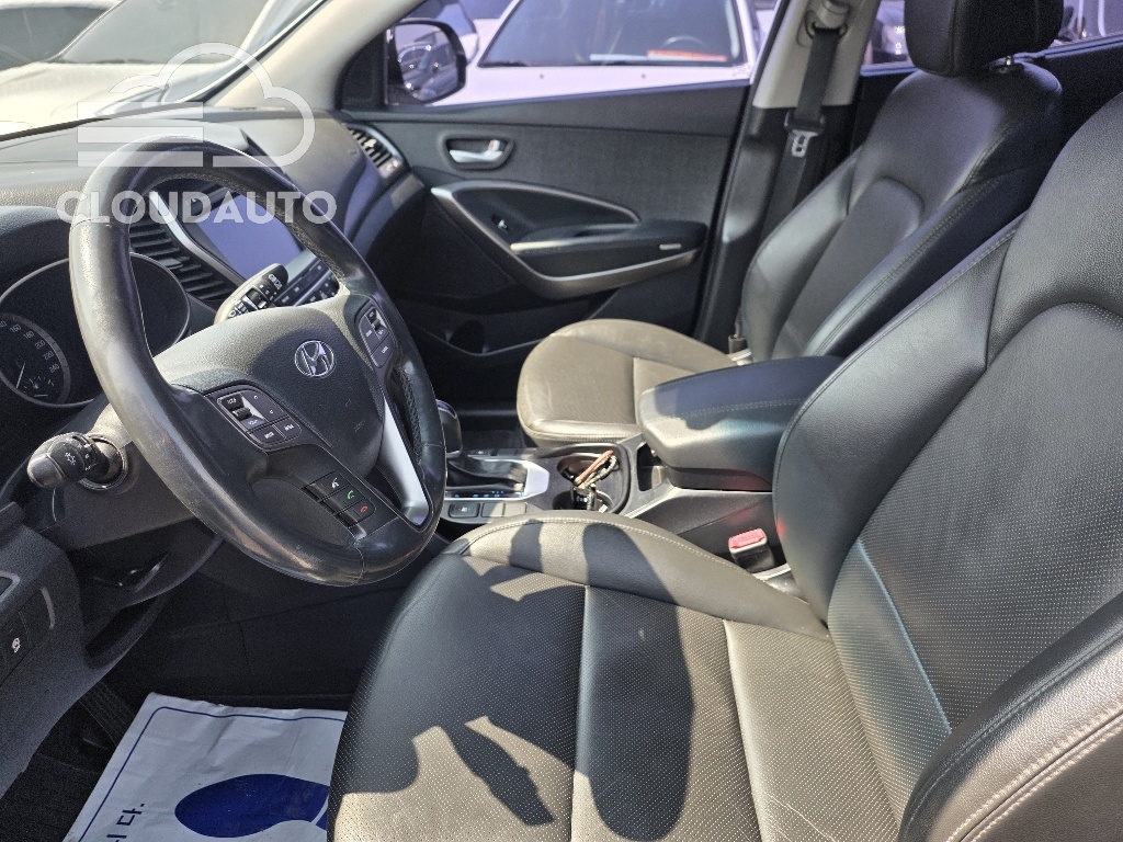2016 Hyundai Santa Fe Diesel 2.0 2WD - Image 10