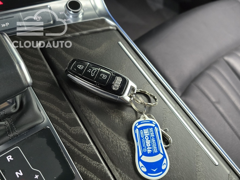 2022 Audi A6 45 TFSI Premium - Image 8
