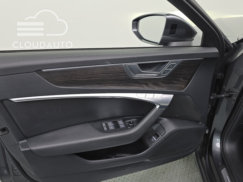 2022 Audi A6 45 TFSI Premium - Image 17