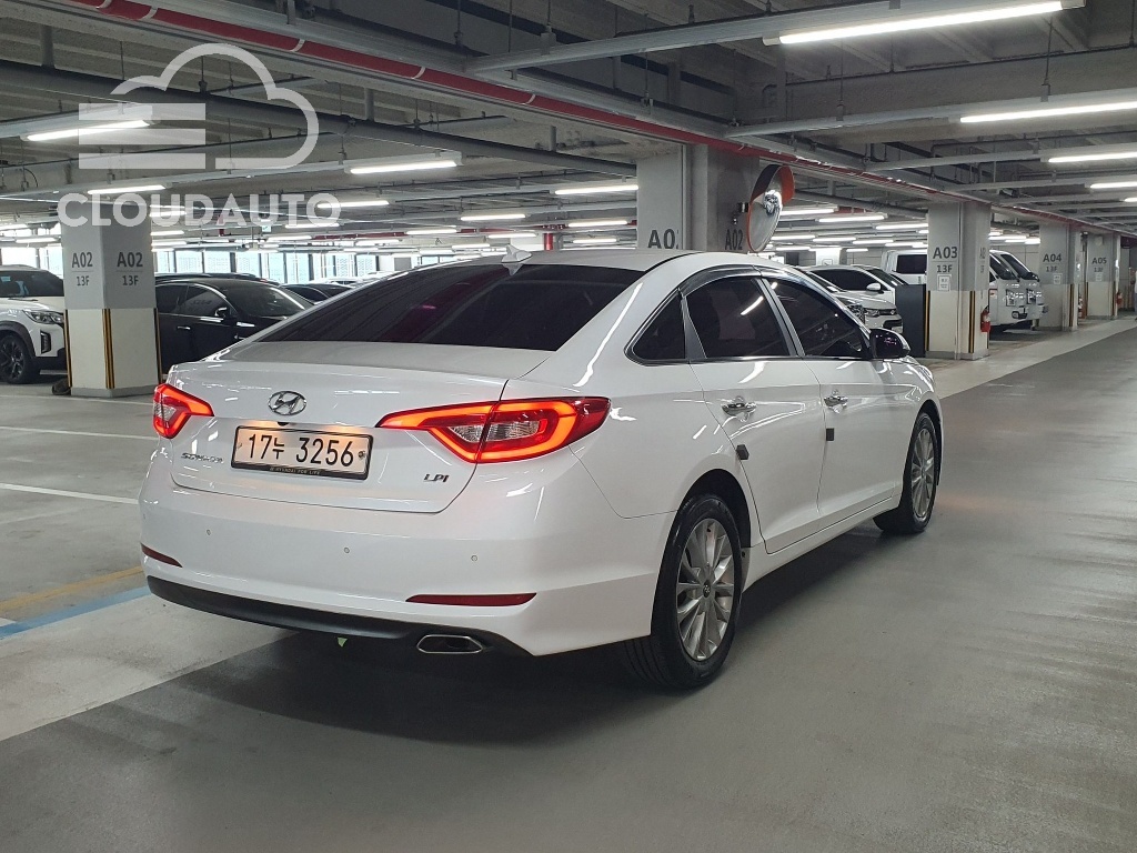 2015 Hyundai Sonata LPI Premium Special - Image 5