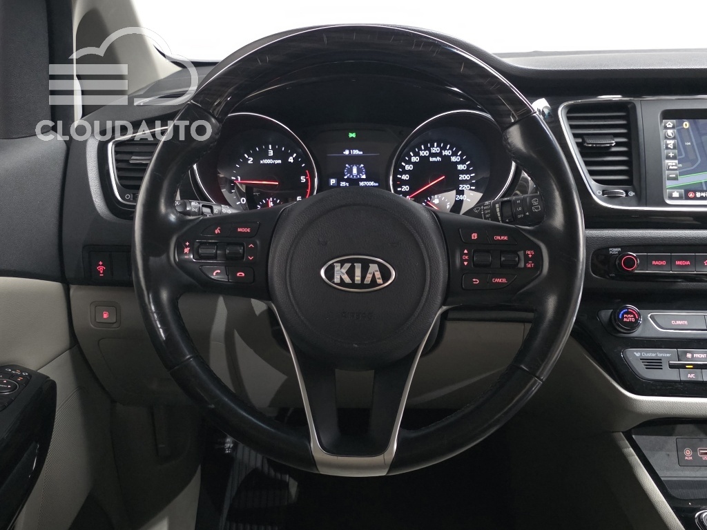 2019 Kia Carnival 9 Prestige - Image 11