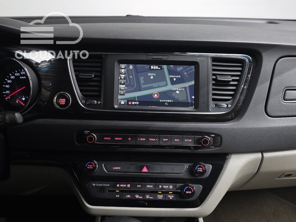 2019 Kia Carnival 9 Prestige - Image 12