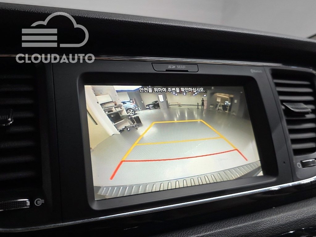 2019 Kia Carnival 9 Prestige - Image 13