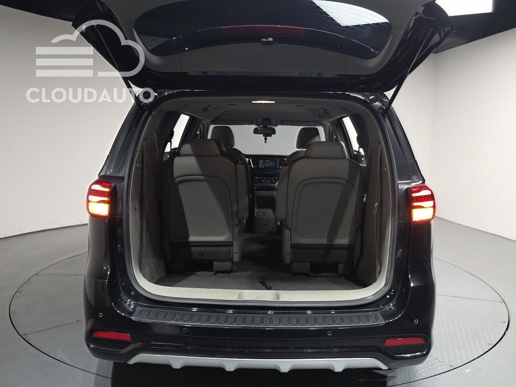 2019 Kia Carnival 9 Prestige - Image 19