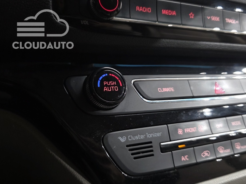 2019 Kia Carnival 9 Prestige - Image 26