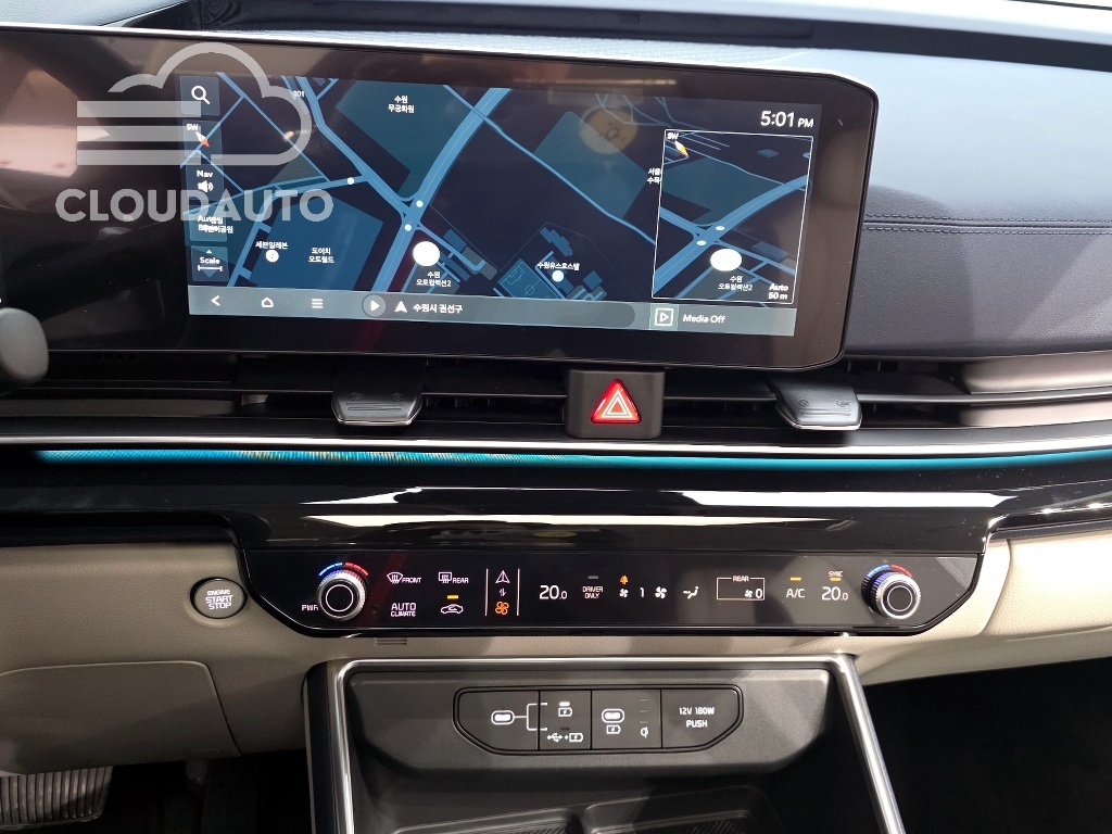 2024 Kia Carnival HEV 7 Signature - Image 14