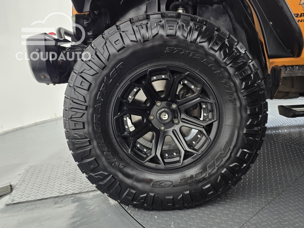 2013 Jeep Wrangler 2.8 Diesel 4Door - Image 5