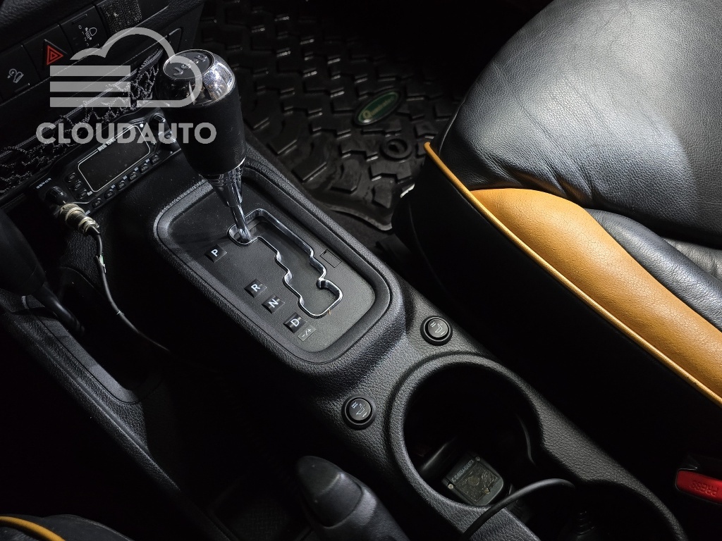2013 Jeep Wrangler 2.8 Diesel 4Door - Image 9