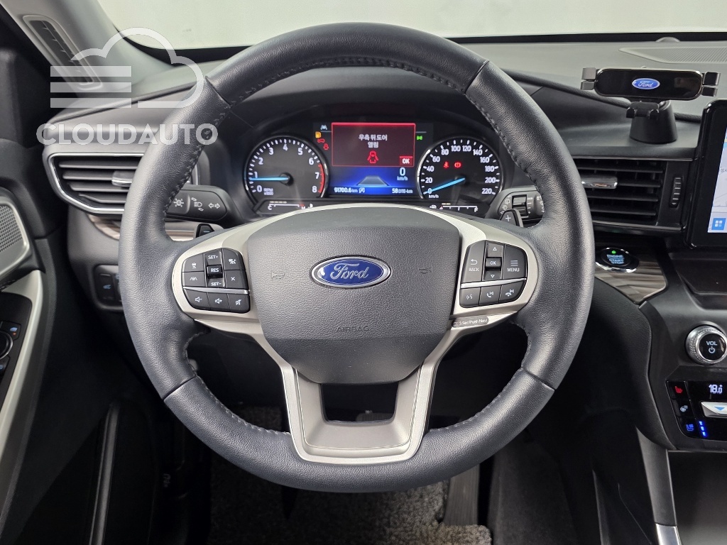 2020 Ford Explorer 2.3 Limited 4WD - Image 13