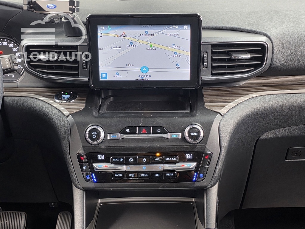2020 Ford Explorer 2.3 Limited 4WD - Image 14