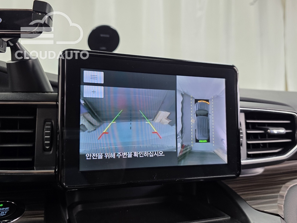 2020 Ford Explorer 2.3 Limited 4WD - Image 15