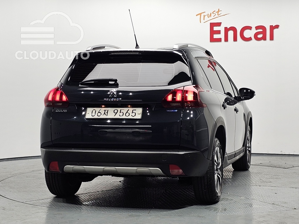 2017 Peugeot 2008 1.6 BlueHDi - Image 4