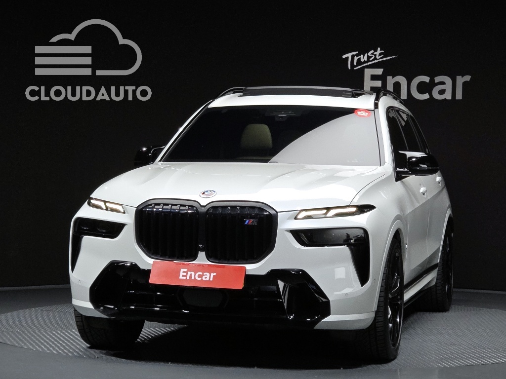 2024 BMW X7 M60i xDrive M Sport 6 - Image 3