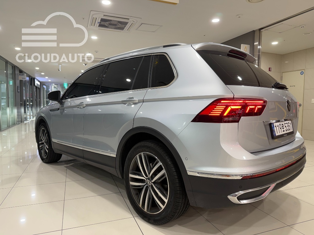 2023 Volkswagen Tiguan 2.0 TDI Prestige - Image 2