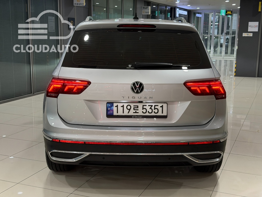 2023 Volkswagen Tiguan 2.0 TDI Prestige - Image 4
