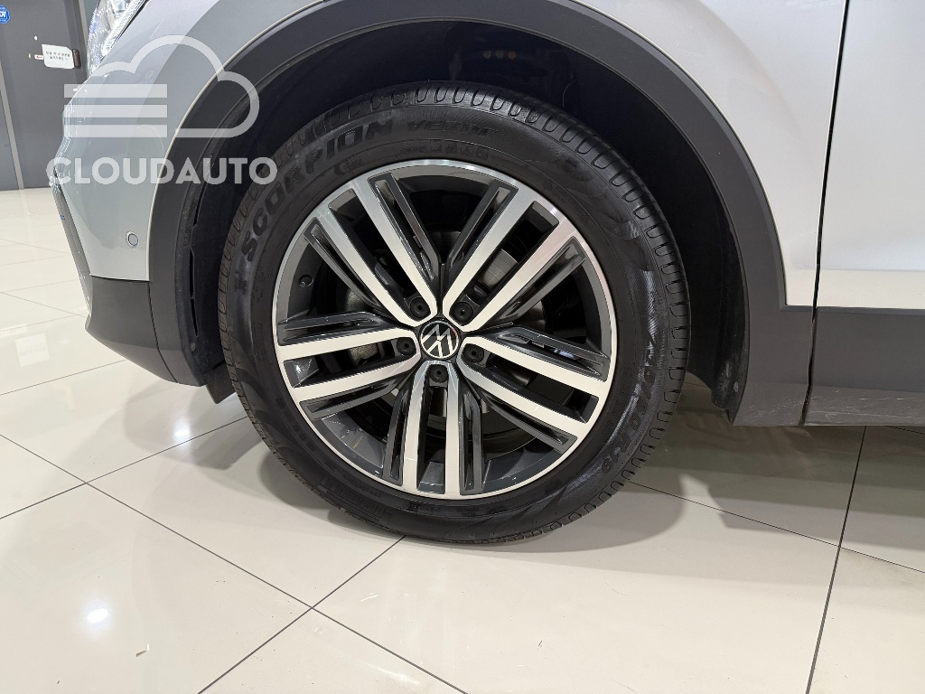 2023 Volkswagen Tiguan 2.0 TDI Prestige - Image 5