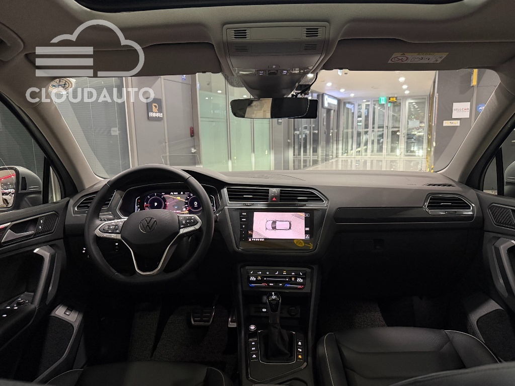 2023 Volkswagen Tiguan 2.0 TDI Prestige - Image 7