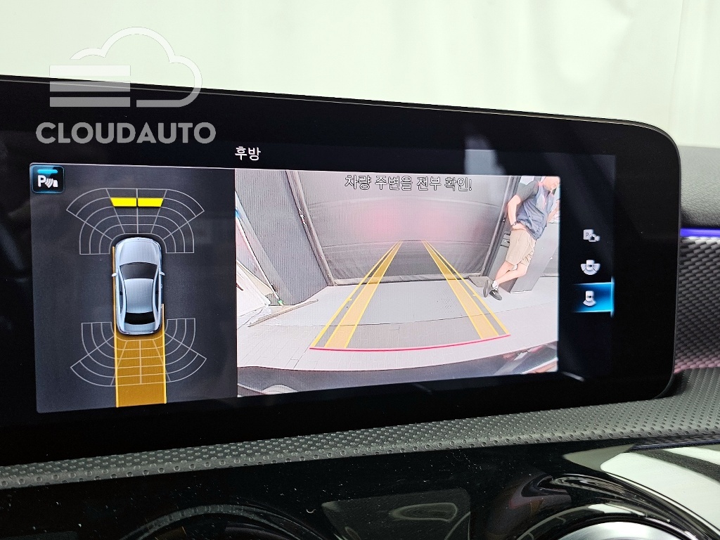 2021 Mercedes-Benz A-Class A220 Sedan - Image 15