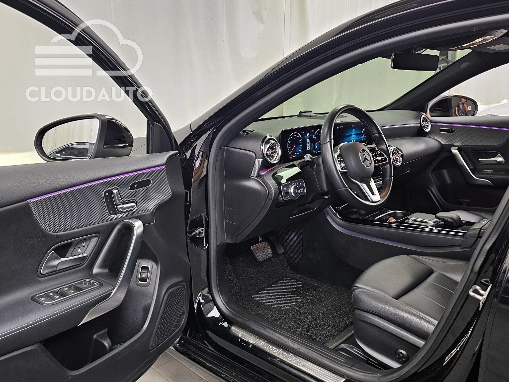 2021 Mercedes-Benz A-Class A220 Sedan - Image 10