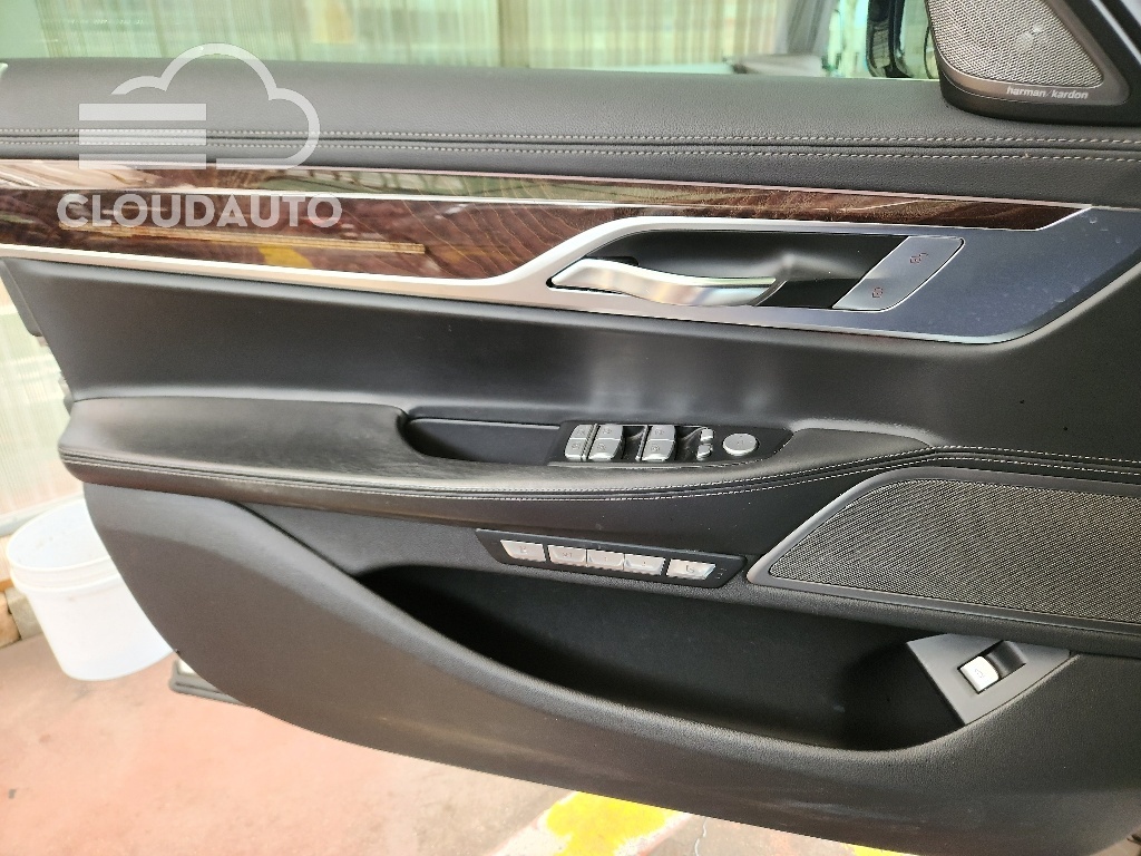 2016 BMW 7 Series 730Ld xDrive - Image 16