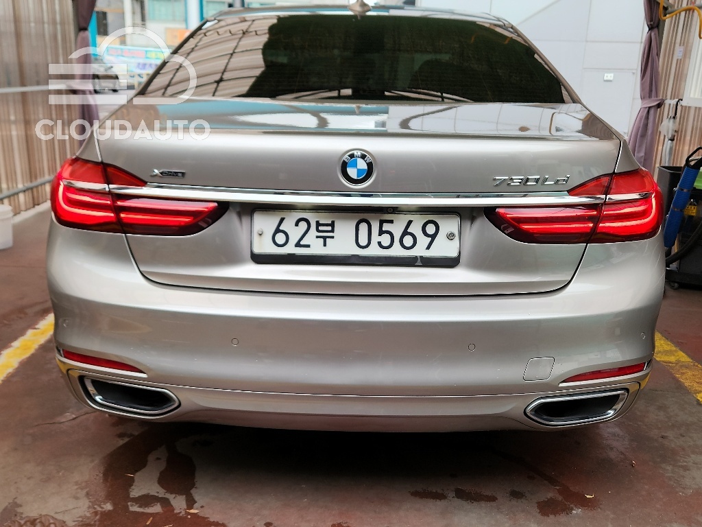 2016 BMW 7 Series 730Ld xDrive - Image 5