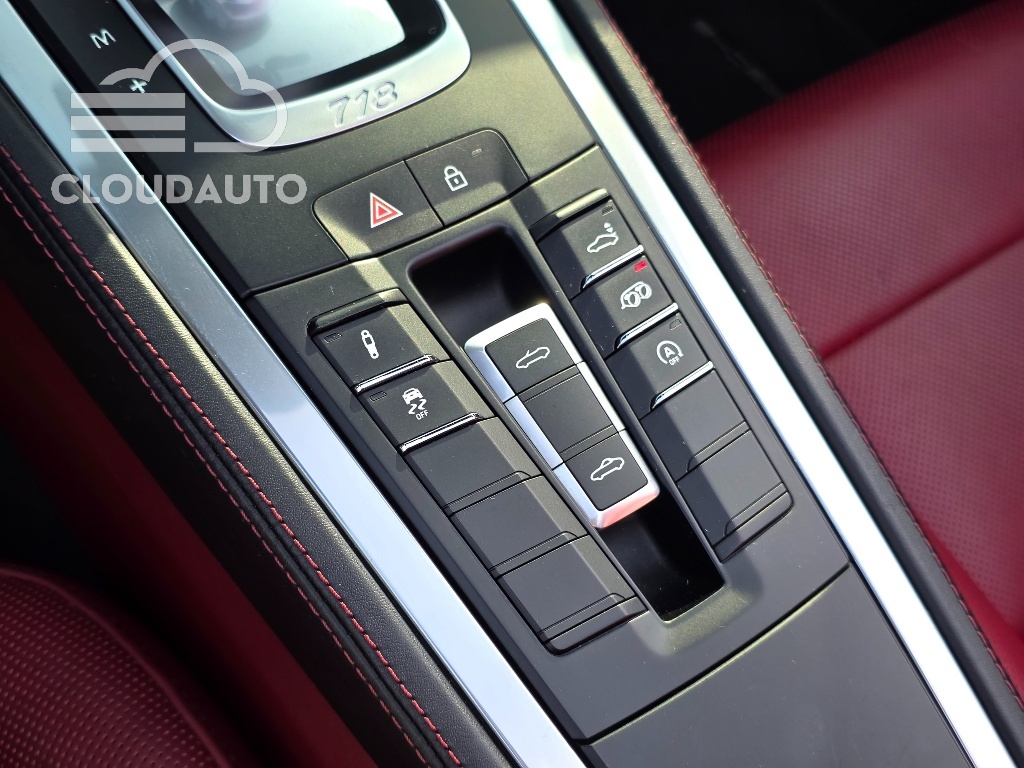 2022 Porsche 718 Boxster 4.0 GTS - Image 16