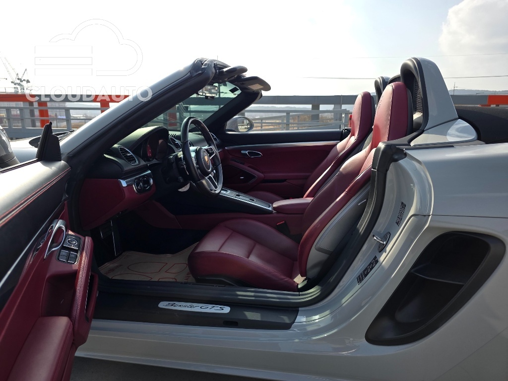 2022 Porsche 718 Boxster 4.0 GTS - Image 9