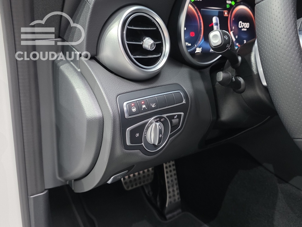 2022 Mercedes-Benz C-Class C200 Coupe - Image 25