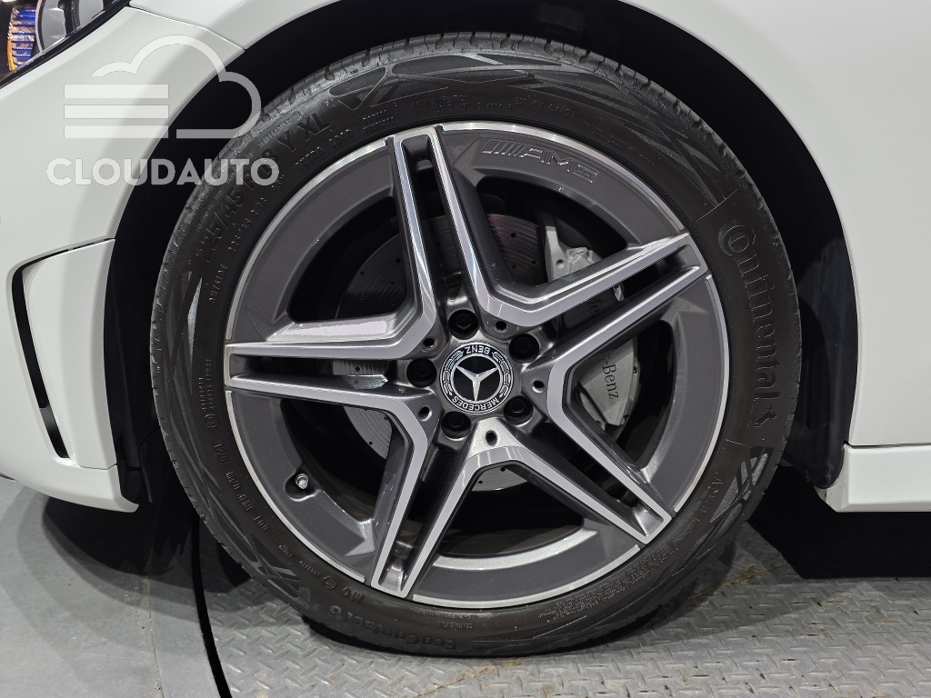2022 Mercedes-Benz C-Class C200 Coupe - Image 5