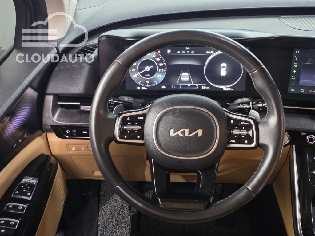 2023 Kia Carnival 9 Signature - Image 11