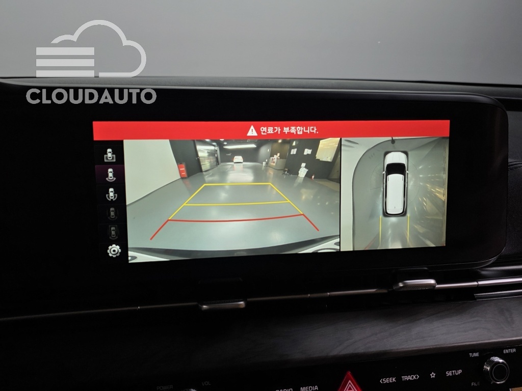 2023 Kia Carnival 9 Signature - Image 13