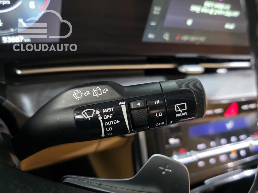 2023 Kia Carnival 9 Signature - Image 28