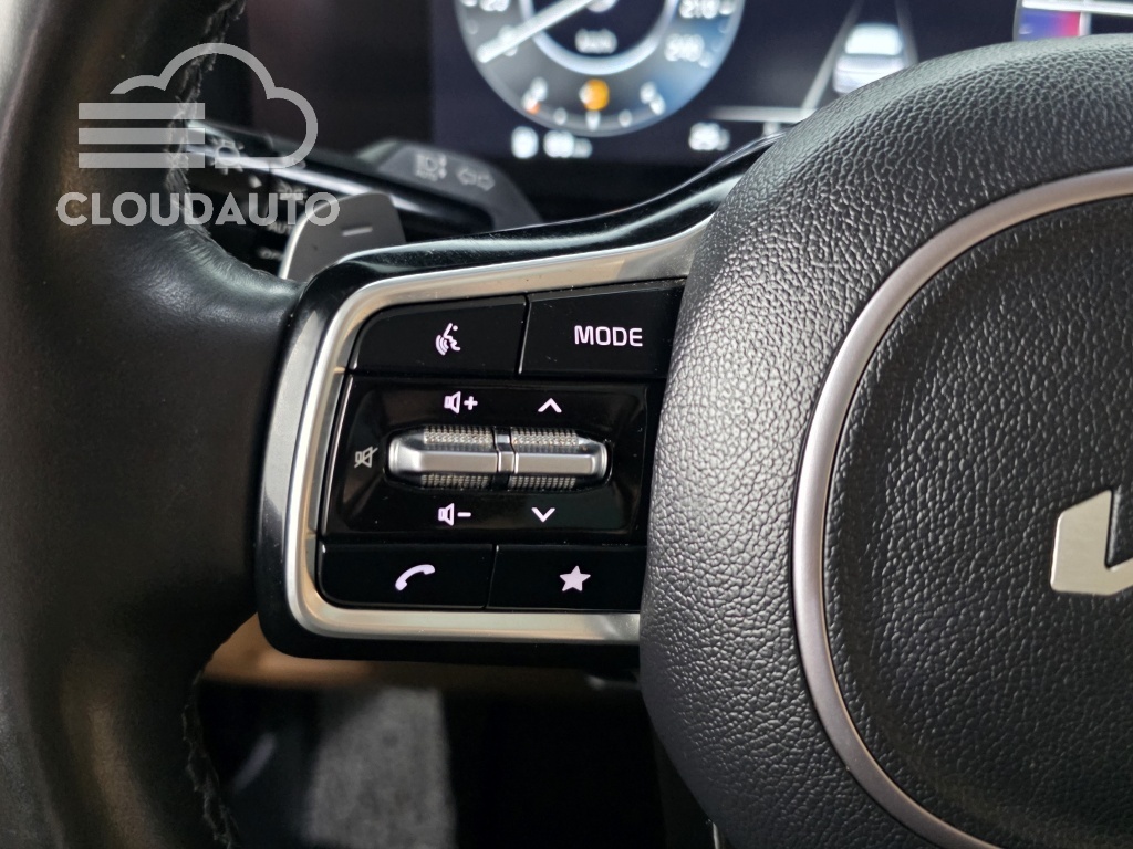 2023 Kia Carnival 9 Signature - Image 30
