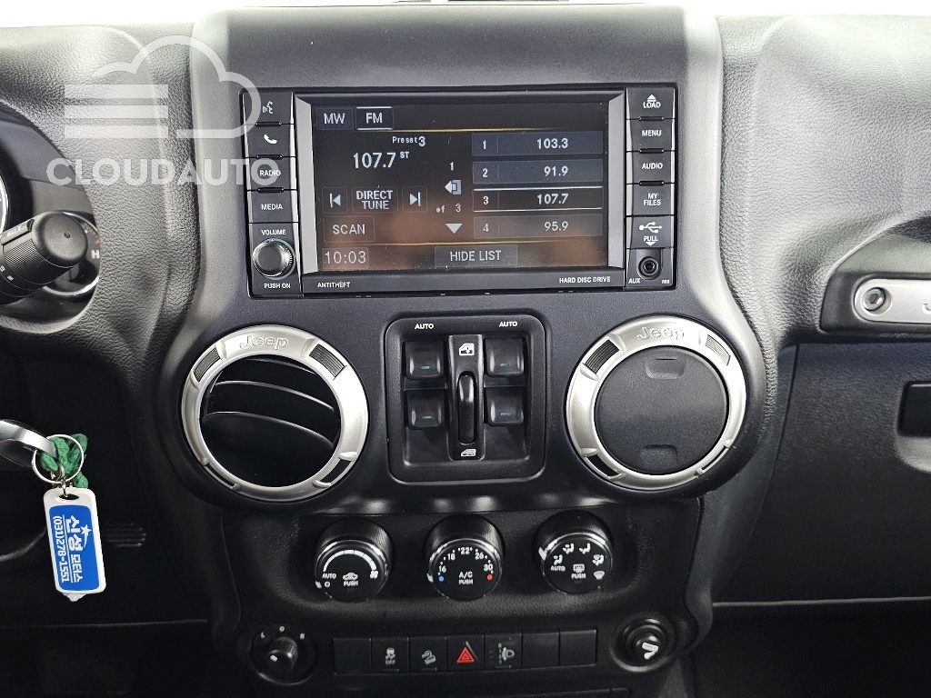 2017 Jeep Wrangler 3.6 4Door - Image 14
