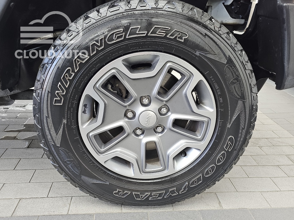2017 Jeep Wrangler 3.6 4Door - Image 21