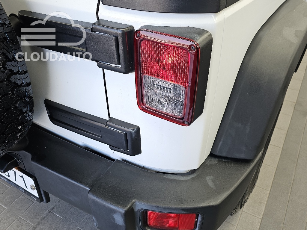 2017 Jeep Wrangler 3.6 4Door - Image 23