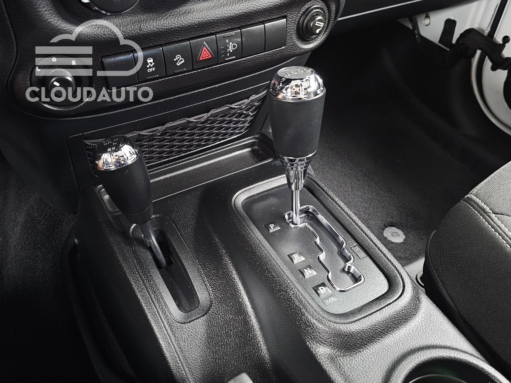 2017 Jeep Wrangler 3.6 4Door - Image 9