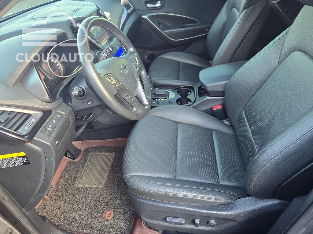 2015 Hyundai Santa Fe Diesel 2.0 2WD Premium - Image 10