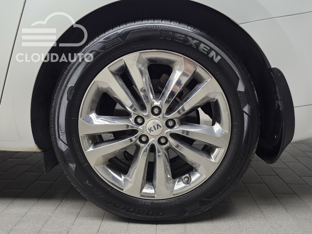 2017 Kia Carnival 9 Noblesse - Image 21