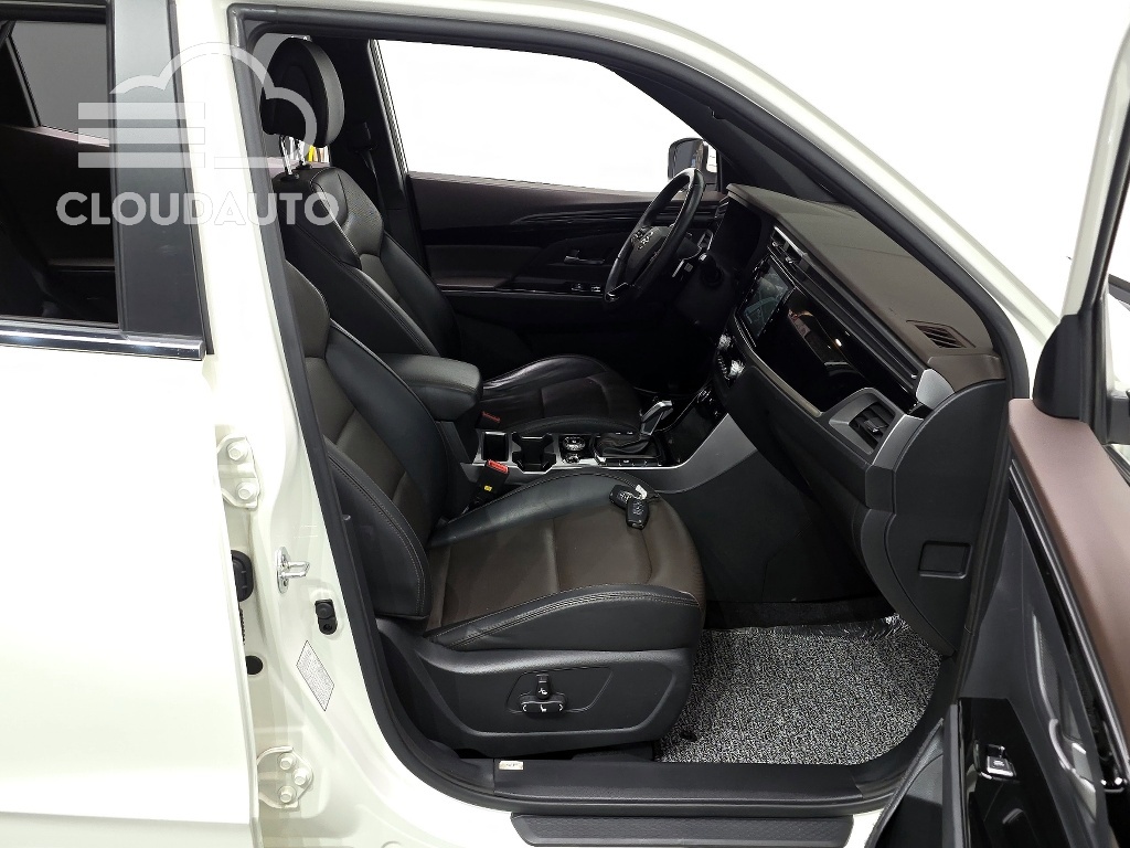 2022 SsangYong Korando Gasoline 1.5 2WD C5 - Image 11