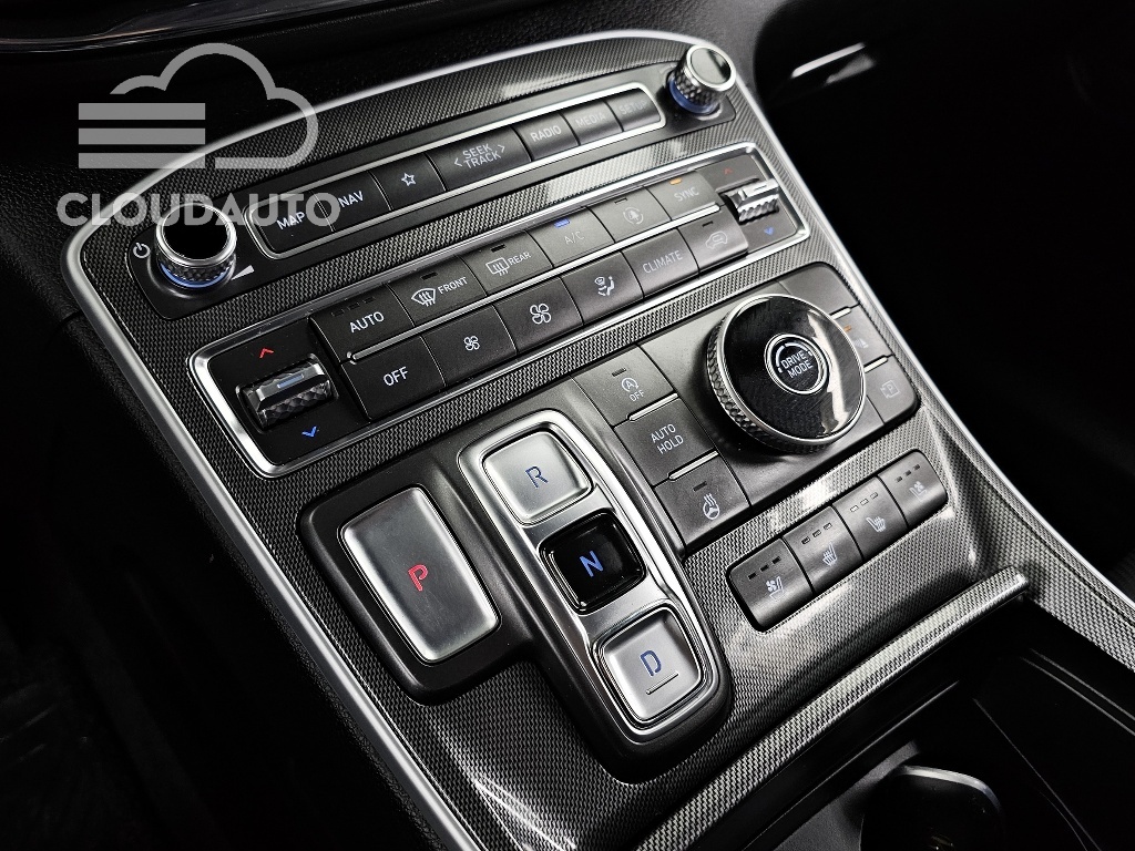 2021 Hyundai Santa Fe Diesel 2.2 2WD - Image 9