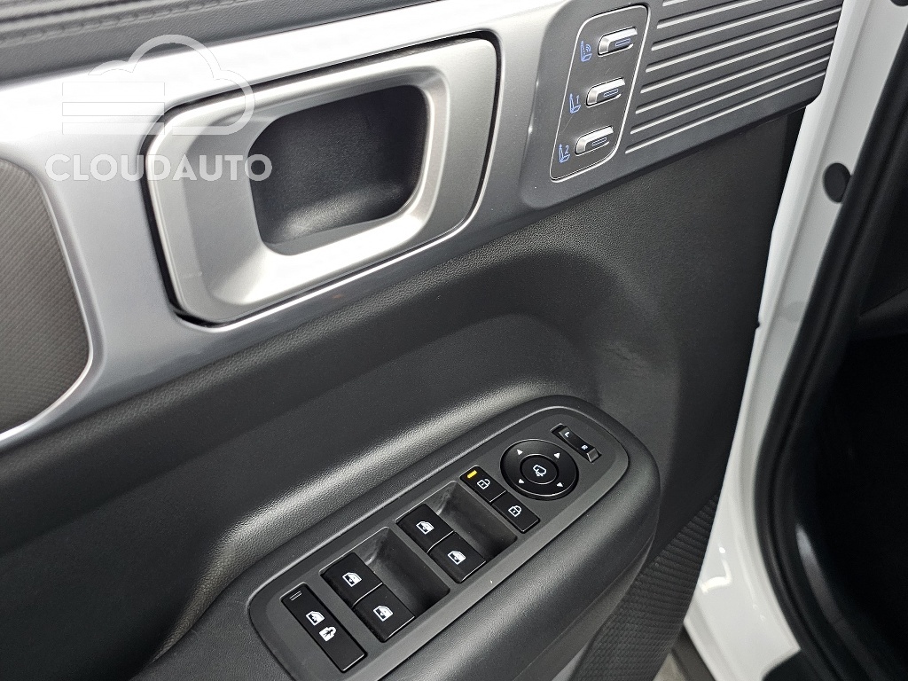 2024 Hyundai Santa Fe Gasoline 2.5T 4WD - Image 27