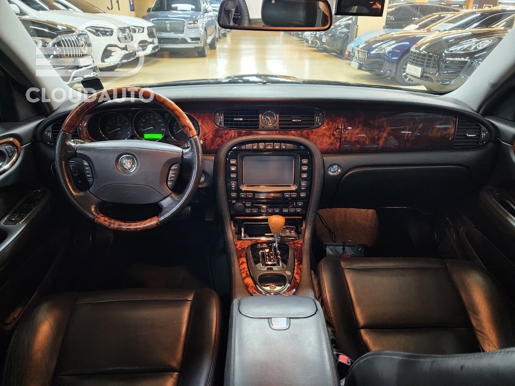 2006 Jaguar XJ-6 3.0 - Image 7