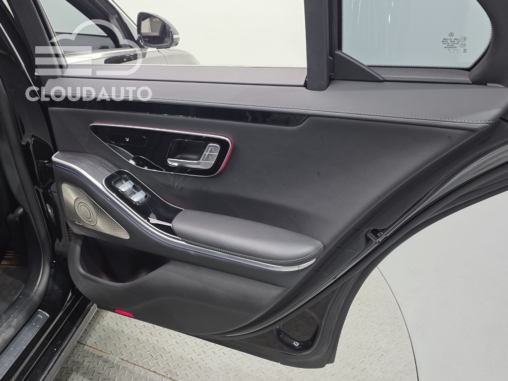 2021 Mercedes-Benz S-Class S350 d - Image 24