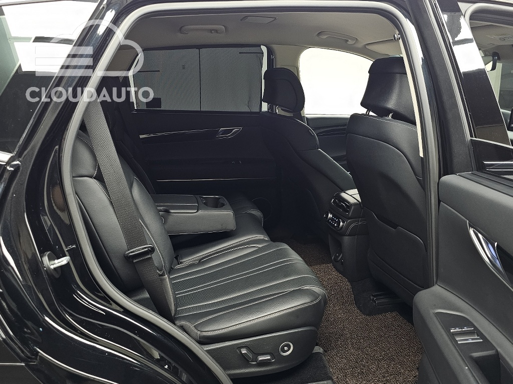 2022 Genesis GV80 2.5T Gasoline AWD - Image 5